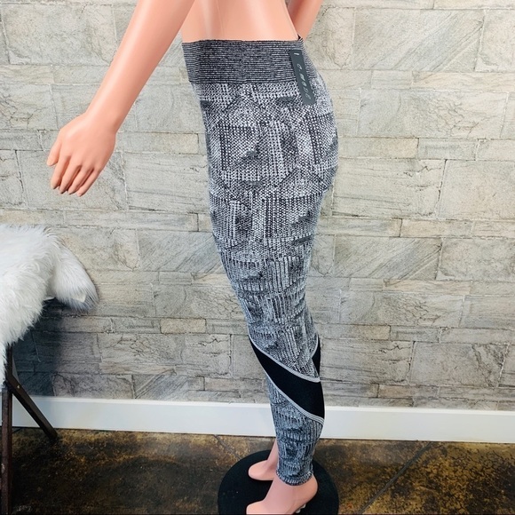 C-MODE High Waist Tummy Control Leggings Size OS - Picture 3 of 8